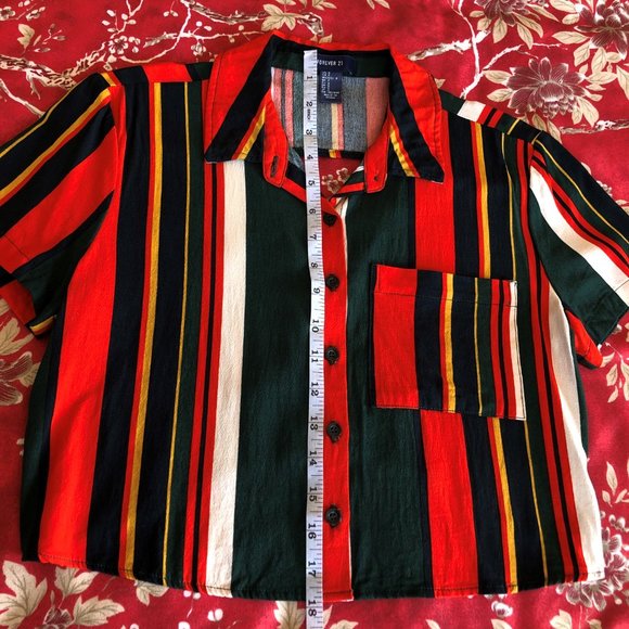Colourful Striped Crop Shirt with Cut-Out Back Size S - Picture 11 of 16